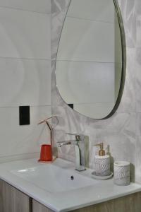 Adagio Apartments by Nomad-In