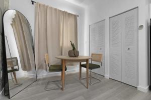 Voy House Wynwood with Rooftop Pool