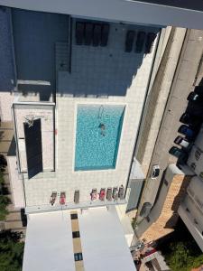 NEW Apartment, Sea Front & Pool