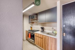 Bright 2BR in Polanco Steps from Antara & Soumaya