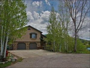 Longthong Home - 2730: Private Home with Great Views & 3 Living Rooms