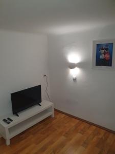 Nuka apartment with AC