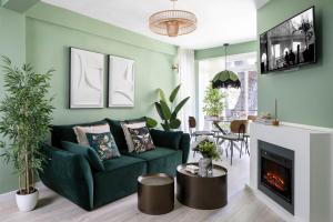 Green Harmony of Nature Apartment