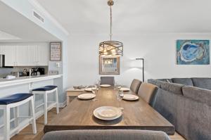 Emerald Beach 1736 by Emerald Coast Retreats