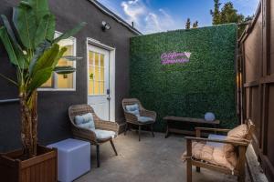 Sleek Premium Studio Near The Grove & Fairfax