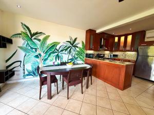 Breezy Paradise 2 bed2bath with mountain view