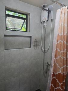 Aloha Aina Dive Resort A-Frame with Sea View