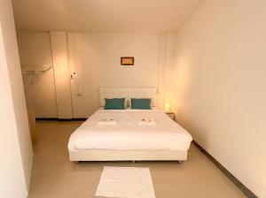 บ้านเงินวัวลาย BaanNgern Wualai Townhouse