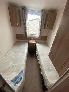 8 berth 3 bed Caravan Robin Hood Park Rhyl