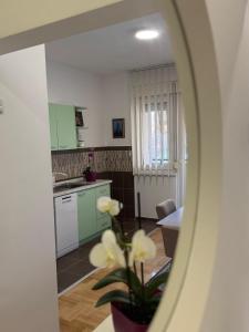 Chīsai Apartment