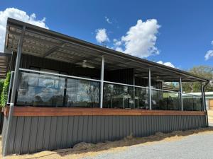 Banksia apartment - Escape to Serene Rural Bliss!