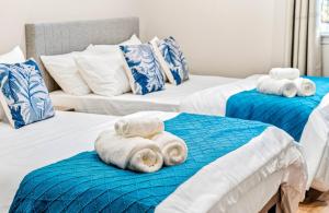 Spacious 6BR Stay + Parking + Near DTLA #TravelSGV