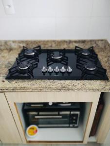 Apt com vista mar, decorado e muito confortável