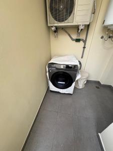 Premium 2 Bedroom Suite Maarif Central & High-Speed Wi-Fi Fully Equipped Walk to Twin Center & Shops Next to Carrefour Val Fleuri Family-Friendly