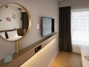 Adagio access Brussels Delta