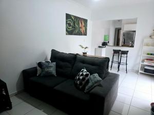 200m Praia Canto do Forte! 2 Quartos - Estacionamento e Varanda Gourmet - Wi-Fi 200mbps