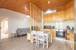 Supertubos Peniche Apartments