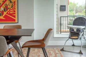 Beautiful Modern 3BR in the Grove ABODEbucks