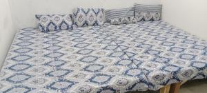 Hari Sharnam Residency