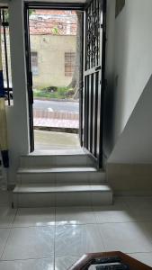 Acogedora casa ideal para familias y grupos cerca al estadio barrio Laureles la América