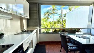 Bella Vista Affordable Central Studio with Sea Views