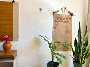 CasaShê - 1 QUARTO, 500m da Praia Taperapuan