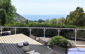 Amazing Home In Lipari