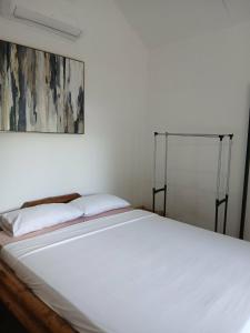 Jared Adrian Room Rental