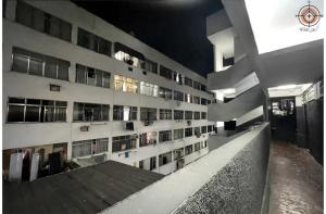 Kit px Praia do Leblon ao lado do Shopping Leblon