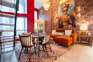 Casa DT Vancouver - Mexican Theme