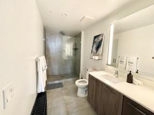 Downtown Miami 2BR Bay & City View