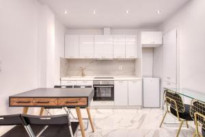 Thermaic Gulf Breeze Apartment - Sleeps 4 by ΜΡS