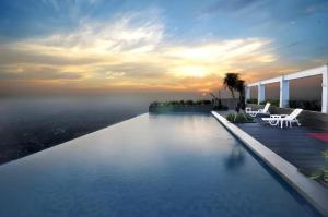 Horison Ultima Semarang