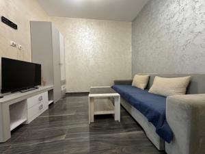 Spacious 2 Bedroom Apartment