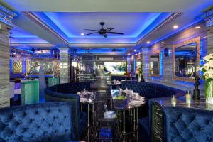 The Globe Hotel, Bar & Restaurant