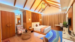 SCYLLA Luxury Resort & Spa