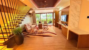 SCYLLA Luxury Resort & Spa