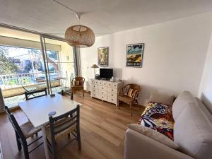 Appartement climatisé avec parking, proche plage et commerces - FR-1-837-99