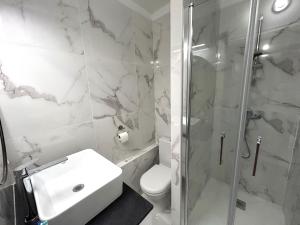 Appartement climatisé avec parking, proche plage et commerces - FR-1-837-99