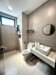 Aston Acacia 2 Bedroom Suite by Jovial