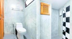 OYO 935 The Palm Apartment