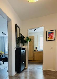 Top möblierte 2-Zimmer Wohnung im Zentrum von Vilsbiburg, sonniger Balkon, private Garage