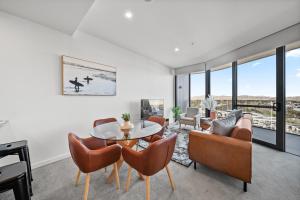 Apartment with Gym and Indoor Pool Access