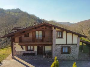 Casa Eizaola | Naturaleza y Encanto en Etxalar