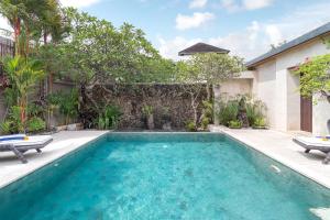 Joglo-Style 3 Bedroom Villa in Heart Of Seminyak