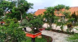 Azana Green Resort Praci