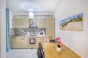 1-Bed Suite Near Spinola Bay