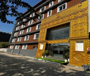 Minta Hotel and Banquet