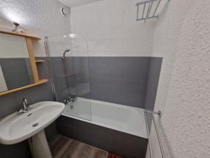 Studio au lac de Vonnes