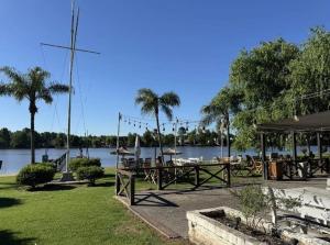 Hermosa casa en el Náutico Escobar Country Club